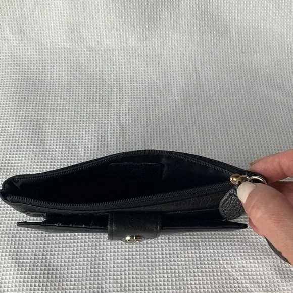 Giani Bernini Grab & Go Black Leather Wallet Wristlet - Picture 5 of 7